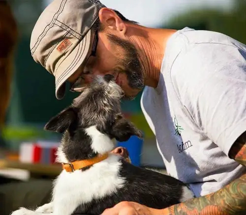 Joachim van Veen mit hund
